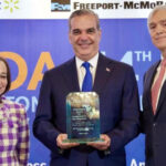 Luis Abinader, primer presidente dominicano en recibir premio Chairman’s Award for Leadership in the Americas por su liderazgo en la región