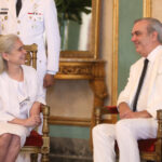 Presidente Luis Abinader recibe cartas credenciales de siete nuevos embajadores