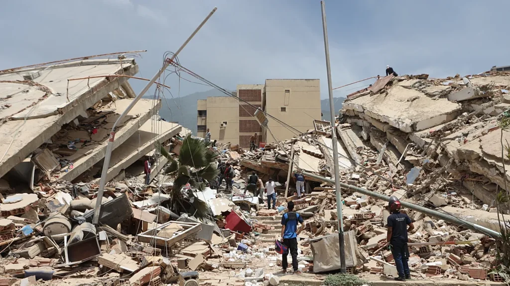 Venezuela: ascienden a 2,295 los fallecidos tras los devastadores terremotos; más de 11,000 heridos y miles de desplazados